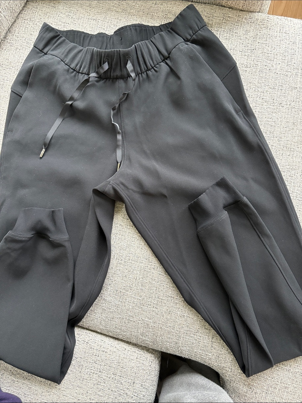Women’s Lululemon Black Stretch Jogger Pants - Comfortable Everyday Fit